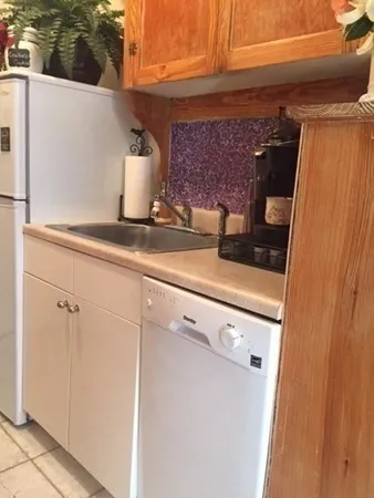 a close view of sink