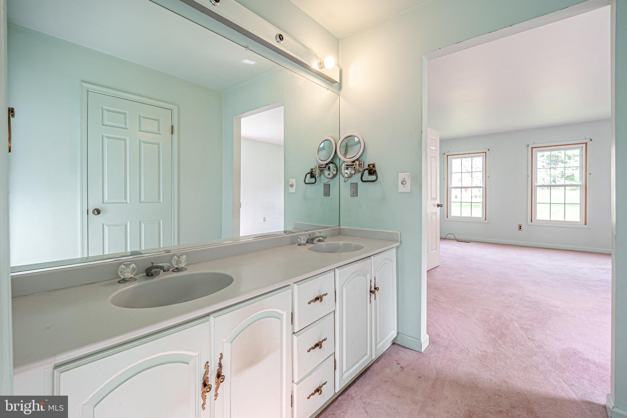 2 Camby Chase Road Media, PA 19063 - Photo 32 of 45