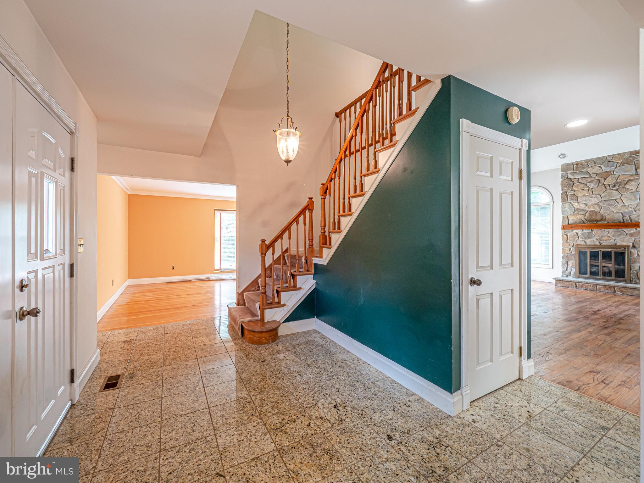 2 Camby Chase Road Media, PA 19063 - Photo 7 of 45