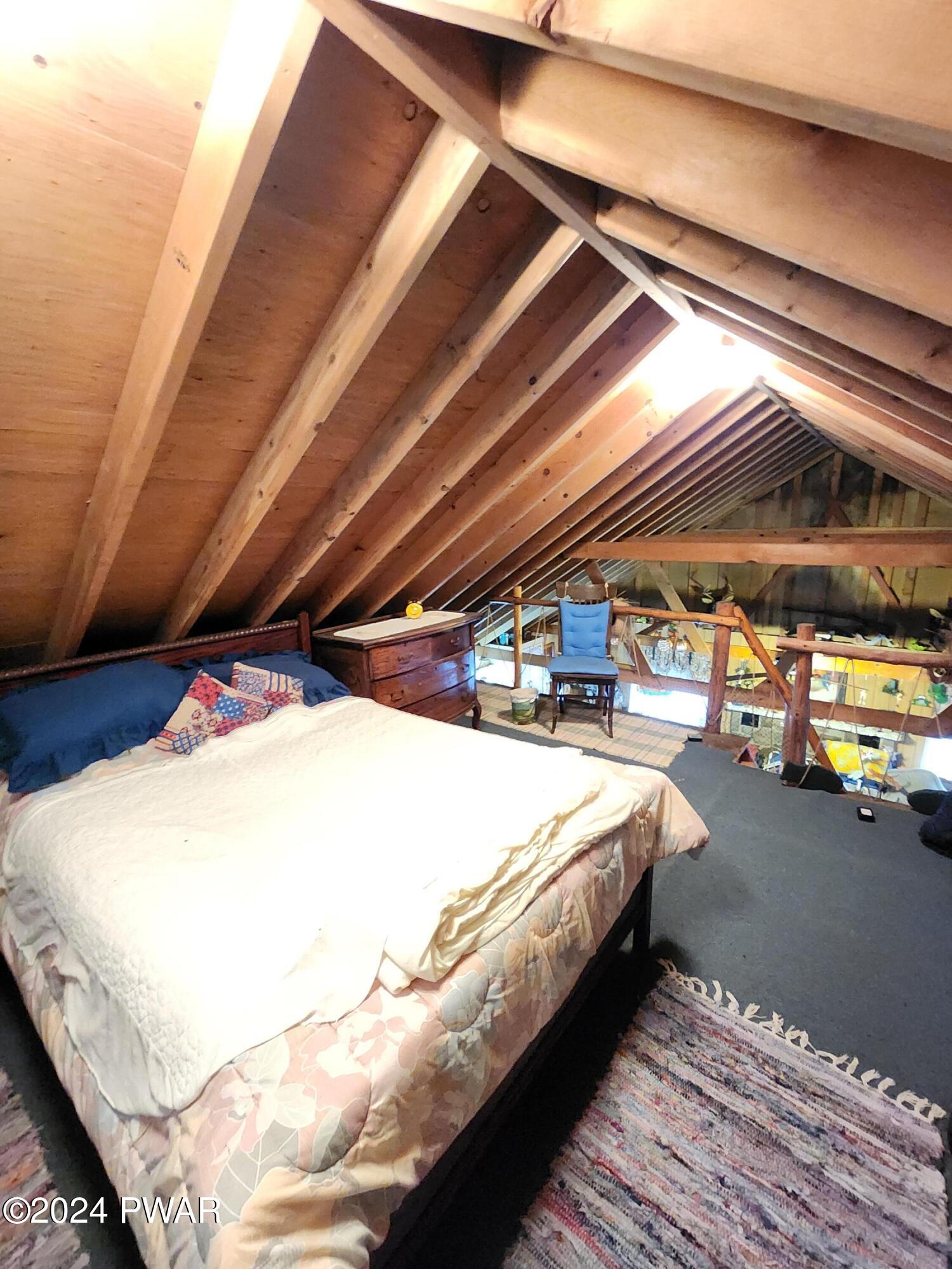 138 River Road Greentown, PA 18426 - Photo 13 of 38 Loft