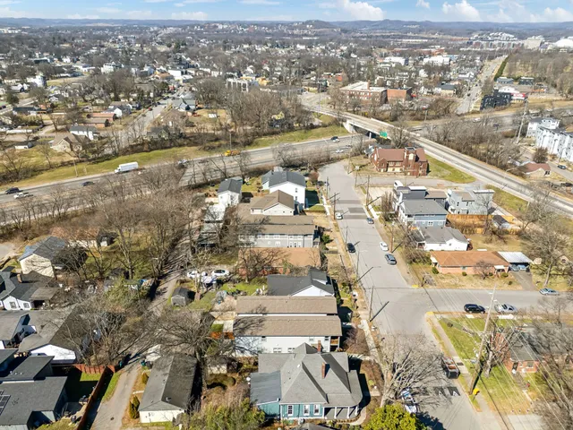 $3,000 | 1609 B 9th Avenue North, Nashville, TN 37208