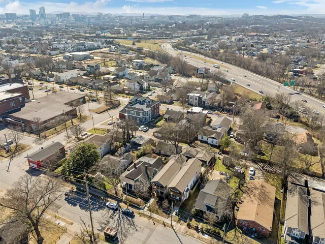 $3,000 | 1609 B 9th Avenue North, Nashville, TN 37208