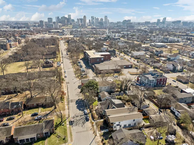 $3,000 | 1609 B 9th Avenue North, Nashville, TN 37208