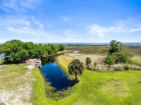 $695,000 | 3480 Lakeshore Boulevard, St. Cloud, FL 34769