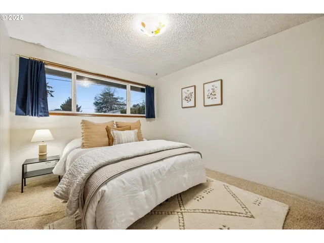 $565,000 | 1065 Columbia Avenue, Gladstone, OR 97027