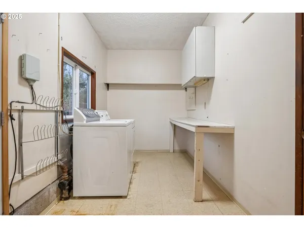$550,000 | 1065 Columbia Avenue, Gladstone, OR 97027