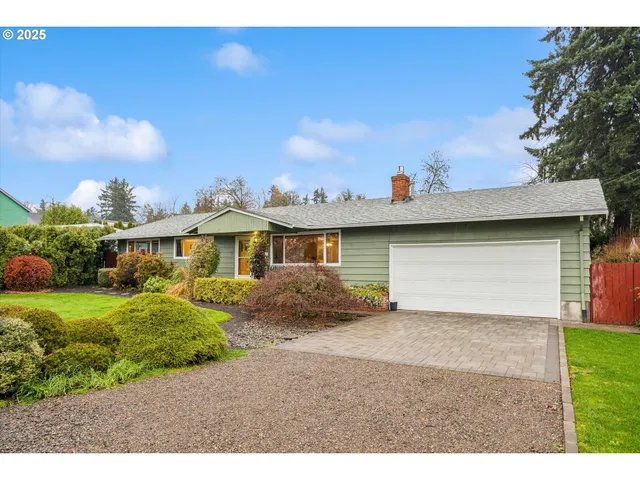 $565,000 | 1065 Columbia Avenue, Gladstone, OR 97027