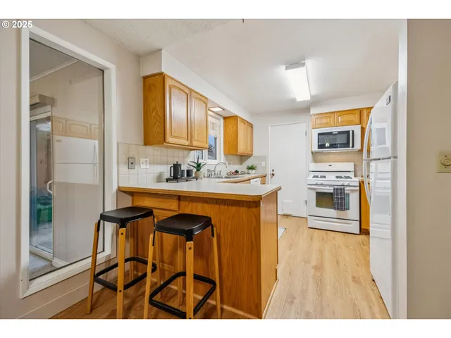 $565,000 | 1065 Columbia Avenue, Gladstone, OR 97027