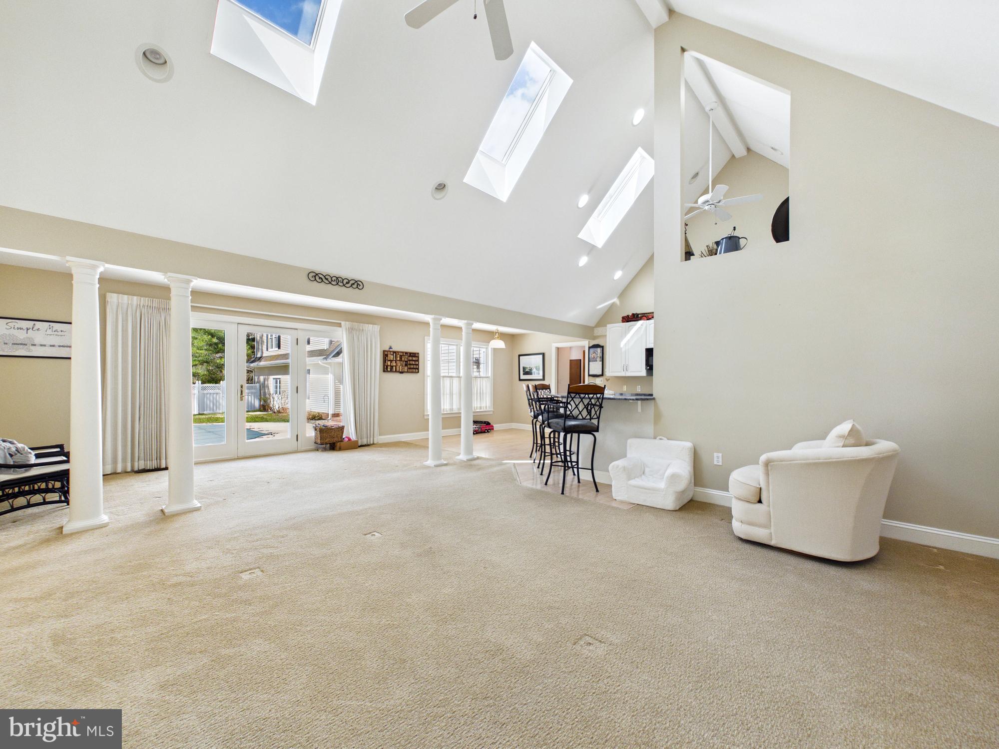 24764 Pealiquor Road Denton, MD 21629 - Photo 6 of 69 Living room