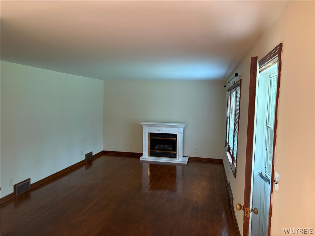 72 Schwartz Road Elma, NY 14059 - Photo 2 of 10 Gallery Image 2