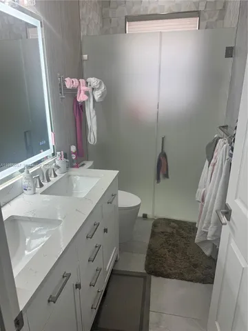 $1,330,000 | 13707 Northwest 21st Street, Pembroke Pines, FL 33028