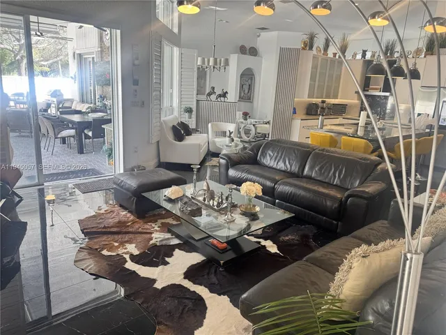 $1,330,000 | 13707 Northwest 21st Street, Pembroke Pines, FL 33028