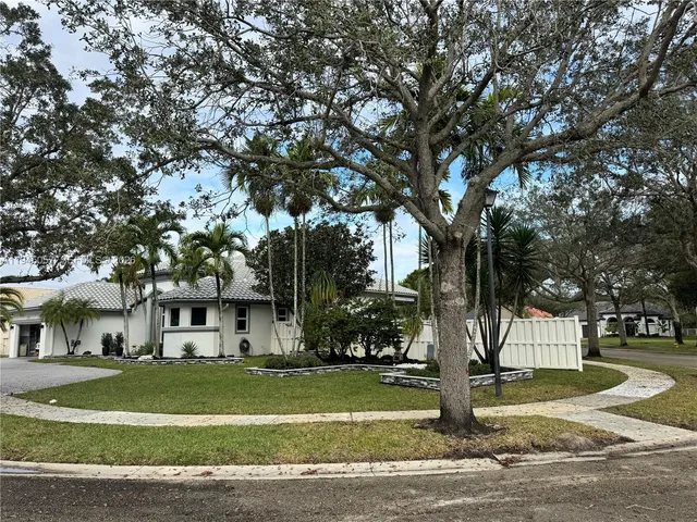 $1,330,000 | 13707 Northwest 21st Street, Pembroke Pines, FL 33028