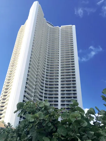 $4,500 | 3000 North Ocean Drive, Unit 27H, Singer Island, FL 33404
