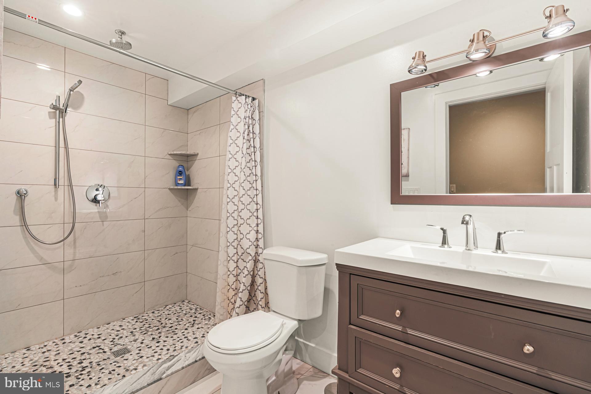 3505 Heaton Road Huntingdon Valley, PA 19006 - Photo 40 of 45