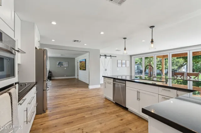 $9,500 | 5339 East Osborn Road, Phoenix, AZ 85018