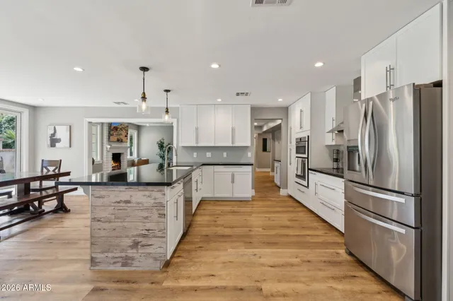 $9,500 | 5339 East Osborn Road, Phoenix, AZ 85018