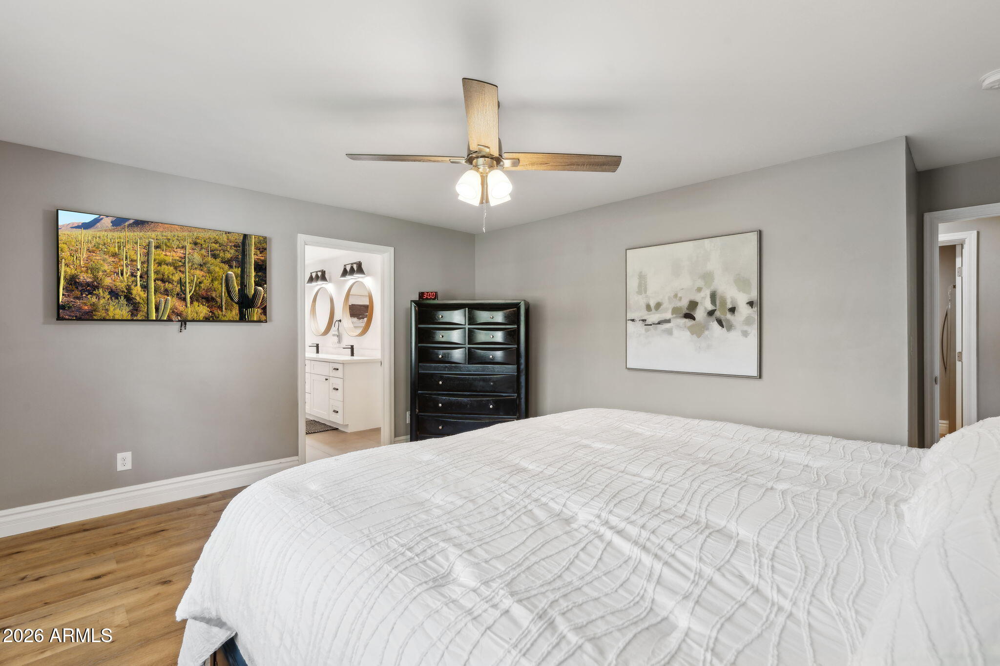 5339 East Osborn Road Phoenix, AZ 85018 - Photo 19 of 44 Primary Bedroom