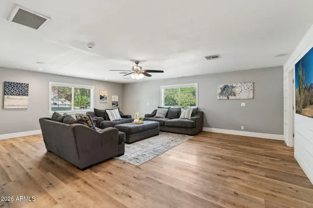 $9,500 | 5339 East Osborn Road, Phoenix, AZ 85018