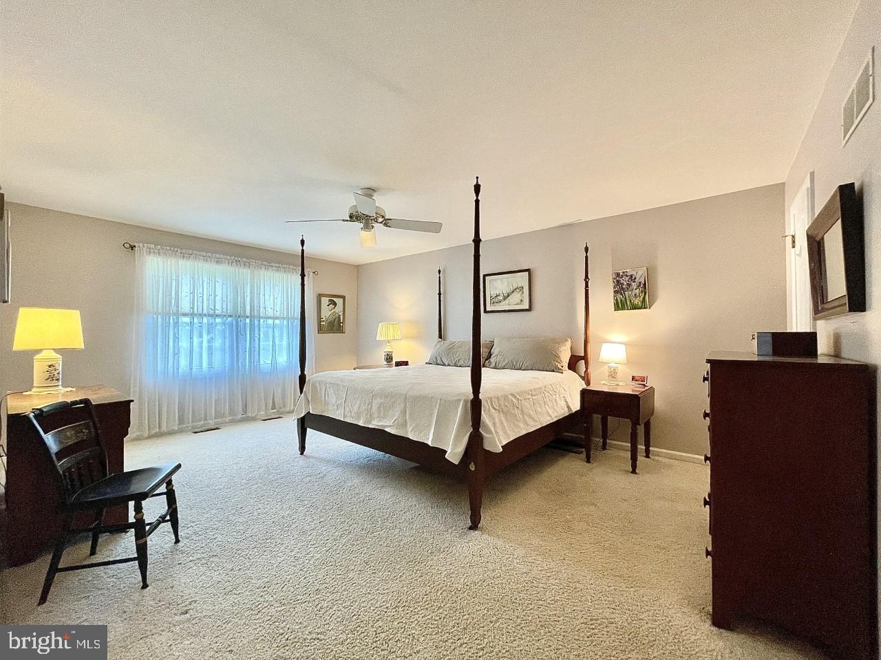 26 Raphael Road Hockessin, DE 19707 - Photo 16 of 28 Main Bedroom Suite w/Two Walk-In Closets
