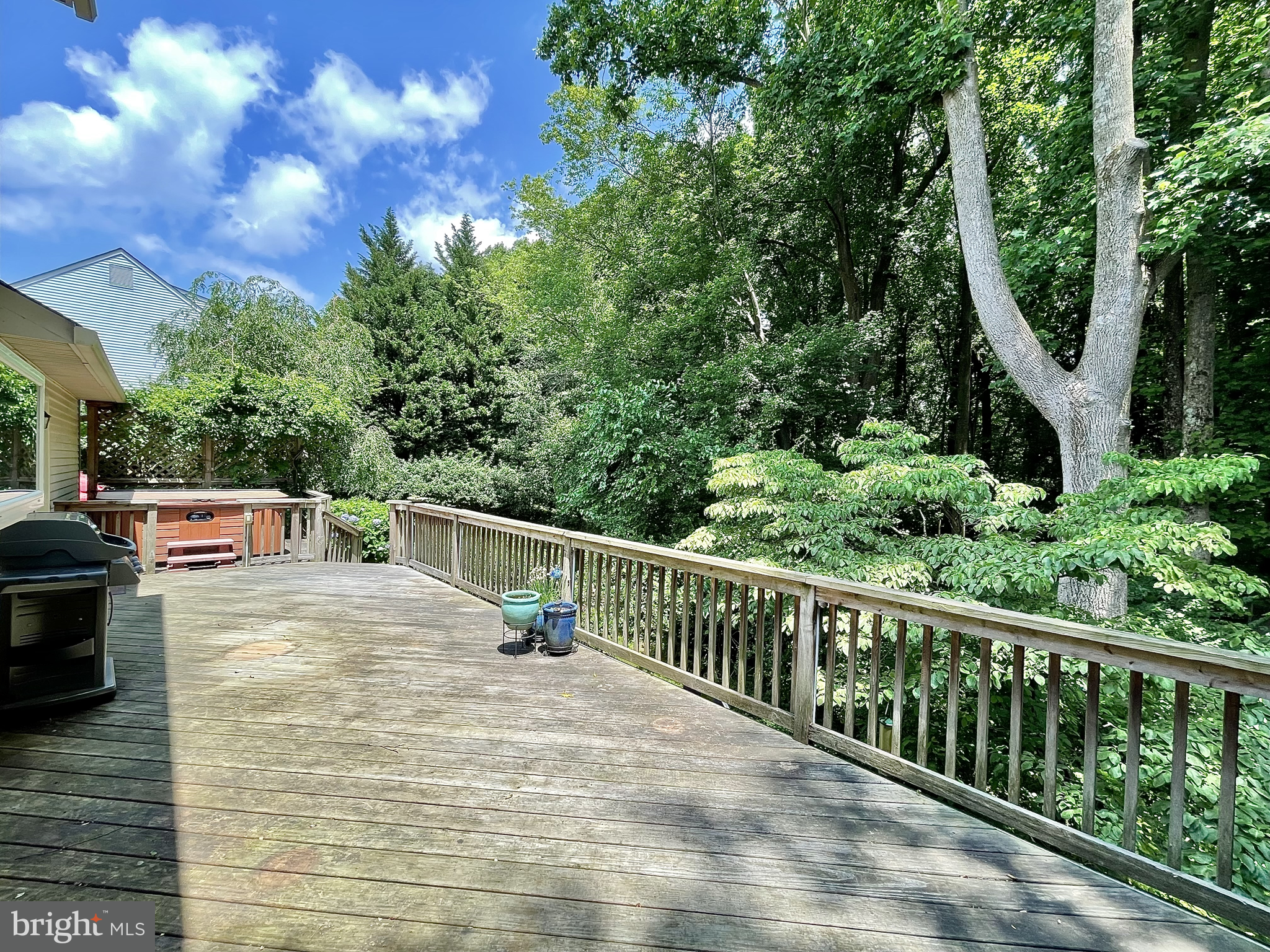 26 Raphael Road Hockessin, DE 19707 - Photo 26 of 28 Large Deck with Hot Tub