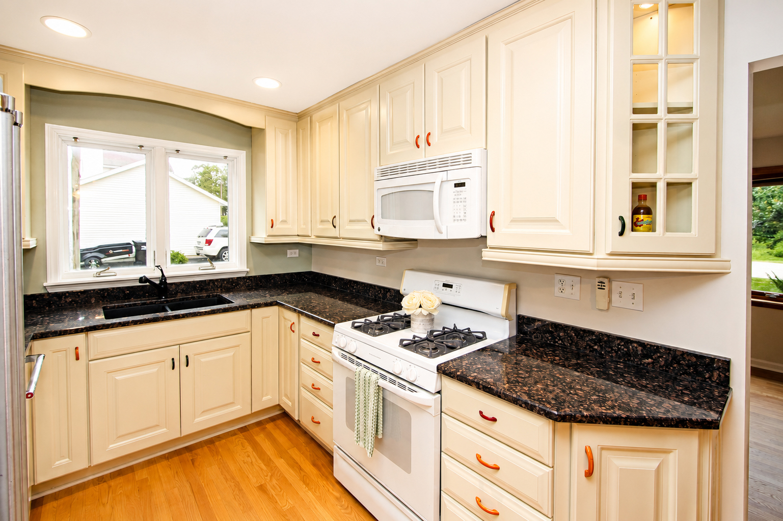 220 Fairway Road Lake Zurich, IL 60047 - Photo 14 of 44 Gallery Image 14