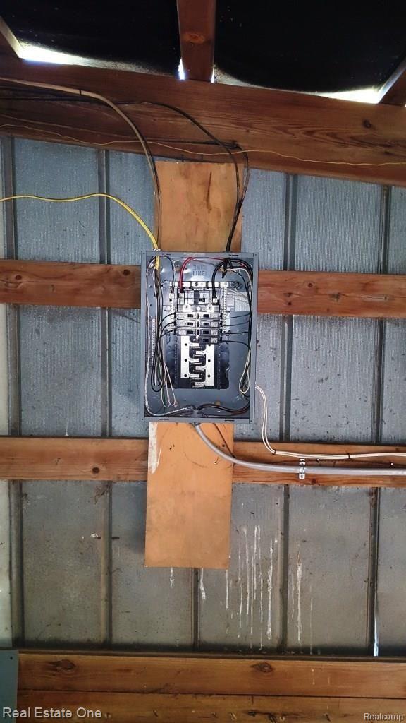 8405 Werkner Road Chelsea, MI 48118 - Photo 46 of 74 20170515_172854.jpg