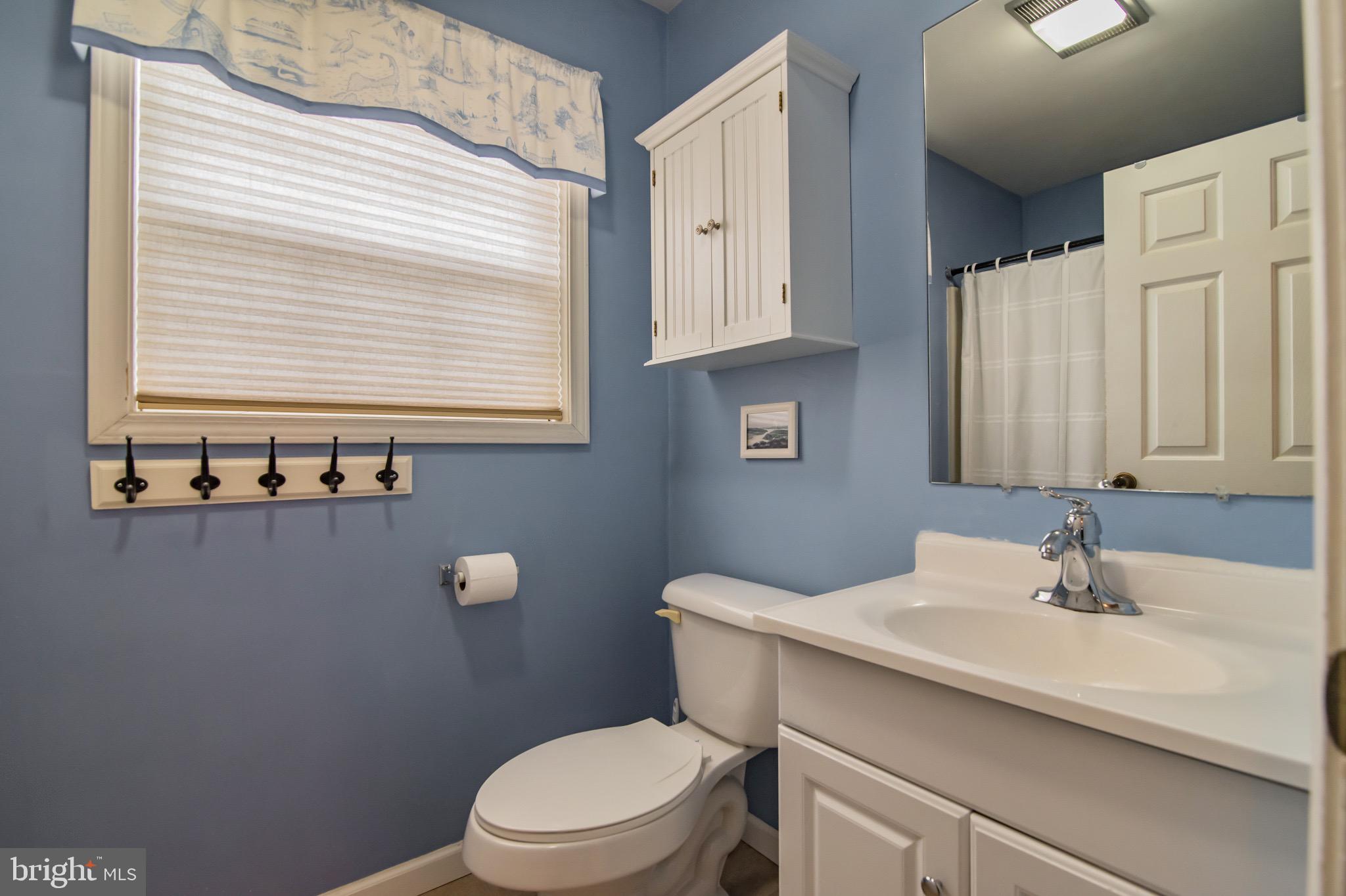 2703 Willits Road, Unit A Philadelphia, PA 19114 - Photo 22 of 29 second floor full bath