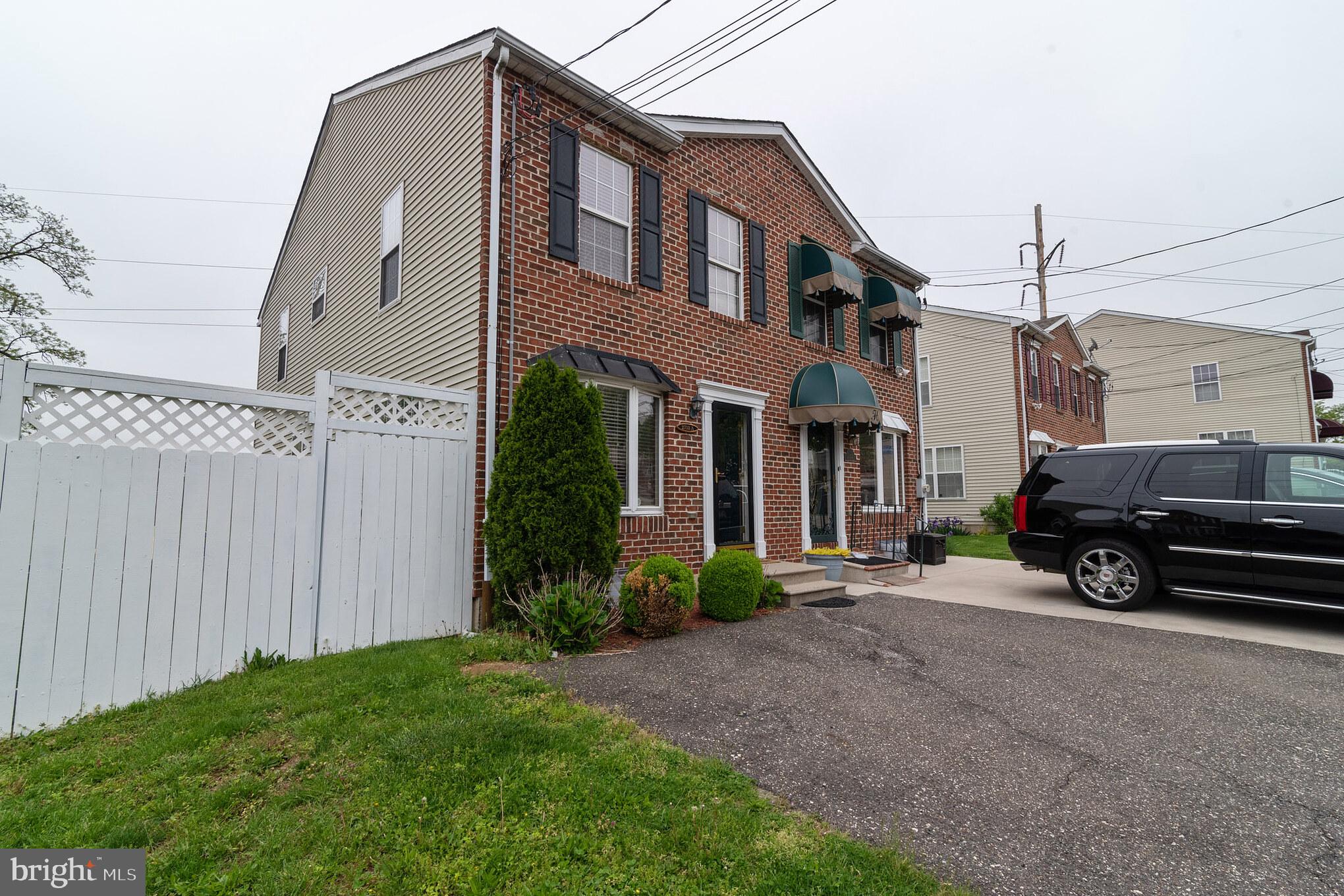 2703 Willits Road, Unit A Philadelphia, PA 19114 - Photo 3 of 29 Gallery Image 3