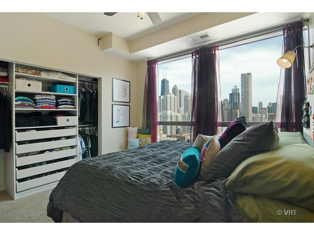 303 West Ohio Street, Unit 2202 Chicago, IL 60654 - Photo 6 of 10