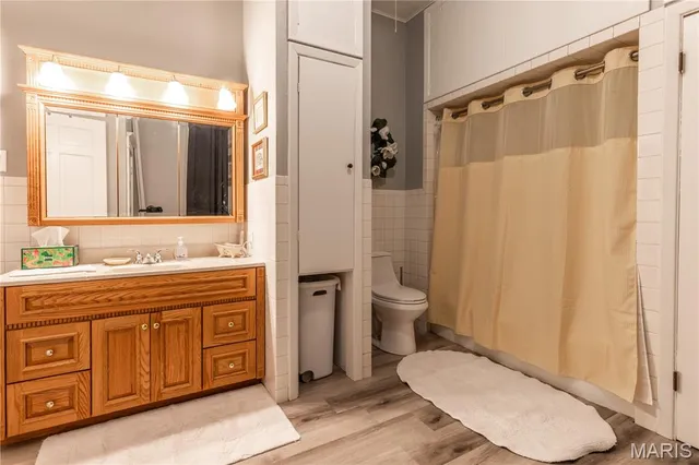 $250,000 | 409 East Cypress Street, Charleston, MO 63834