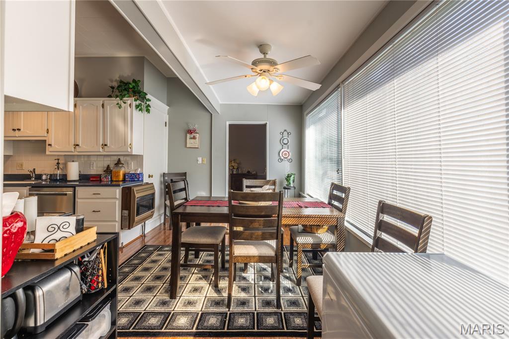 409 East Cypress Street Charleston, MO 63834 - Photo 50 of 57