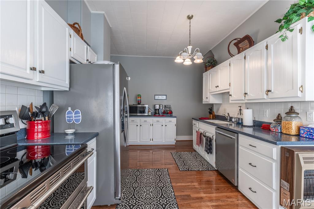 409 East Cypress Street Charleston, MO 63834 - Photo 51 of 57