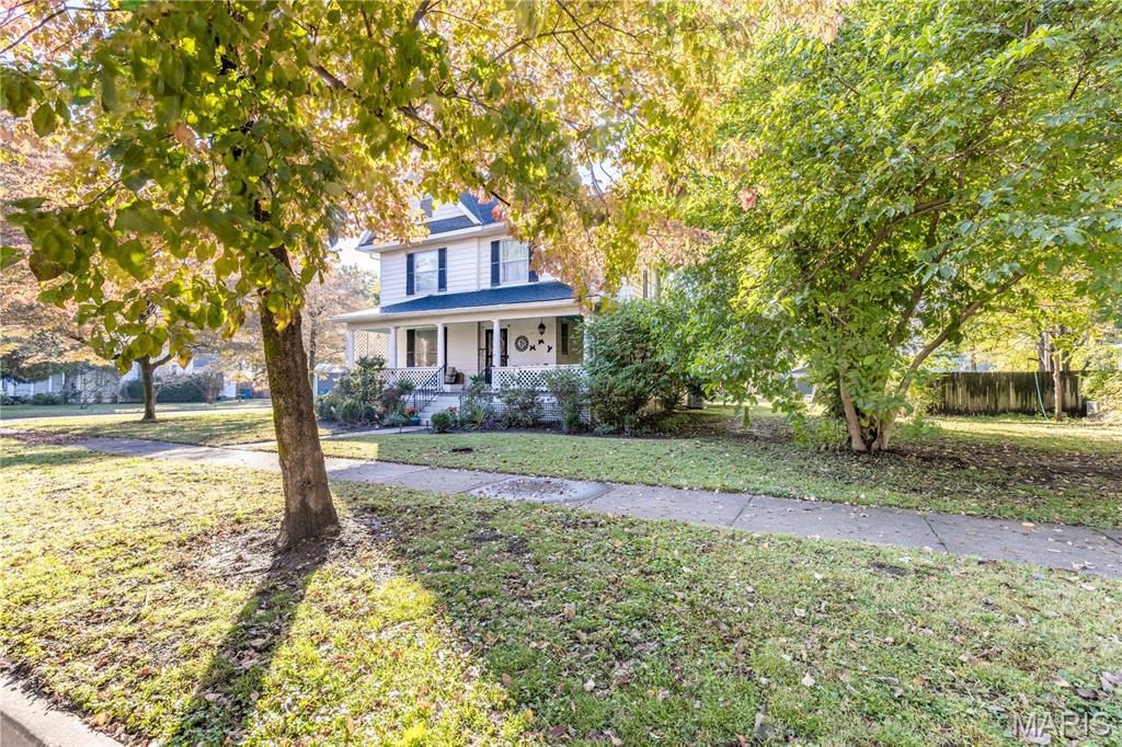 409 East Cypress Street Charleston, MO 63834 - Photo 6 of 57