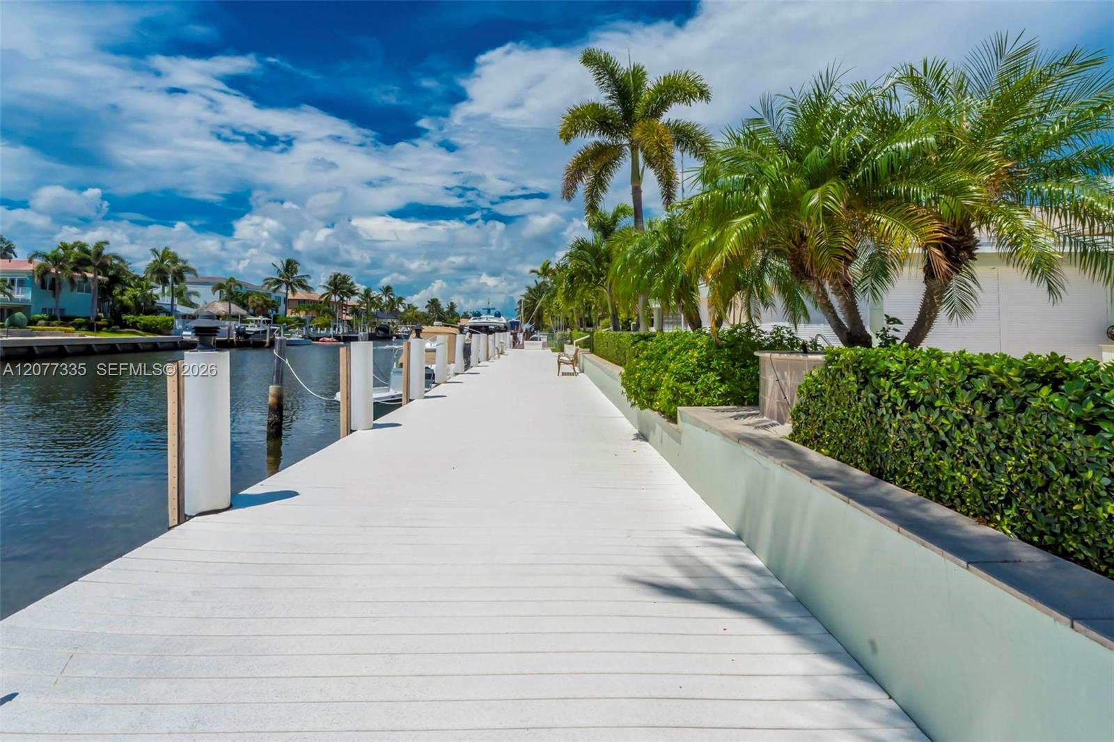 2820 Northeast 44th Street Lighthouse Point, FL 33064 - Photo 2 of 82 Gallery Image 2