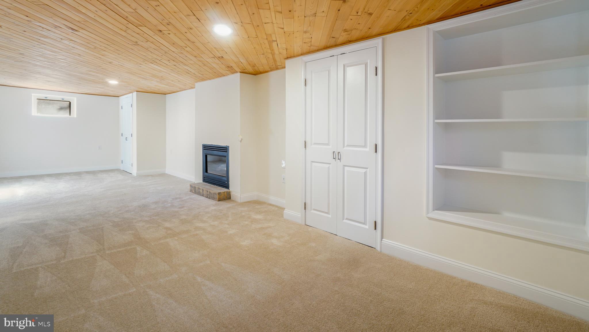 2415 Eccleston Street Silver Spring, MD 20902 - Photo 20 of 25 Gallery Image 20