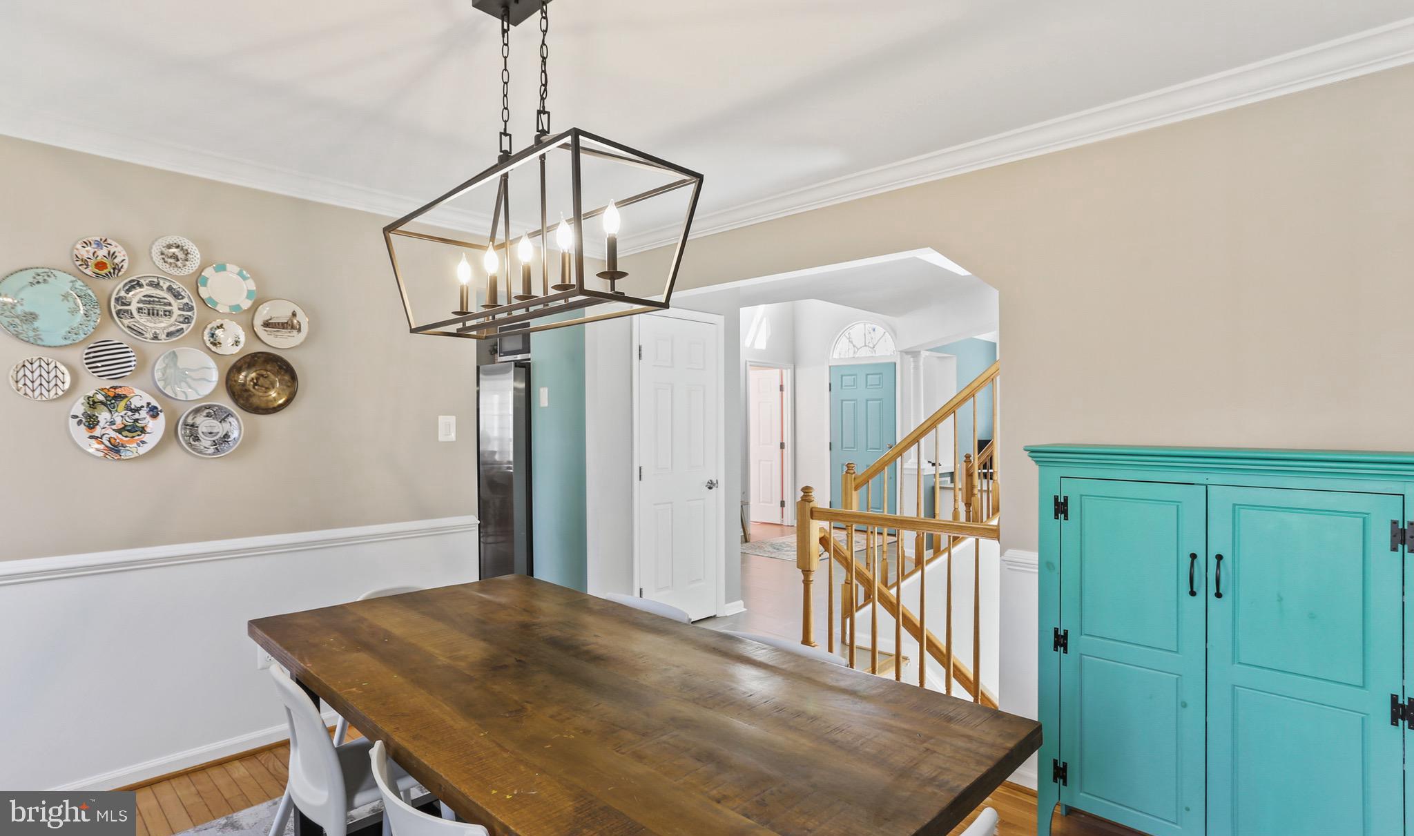 5810 Artisan Drive Eldersburg, MD 21784 - Photo 12 of 39 a view of a hallway with furniture