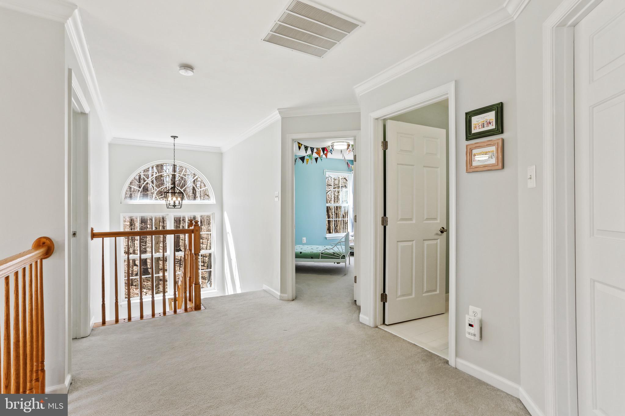 5810 Artisan Drive Eldersburg, MD 21784 - Photo 15 of 39 a view of entryway with livingroom