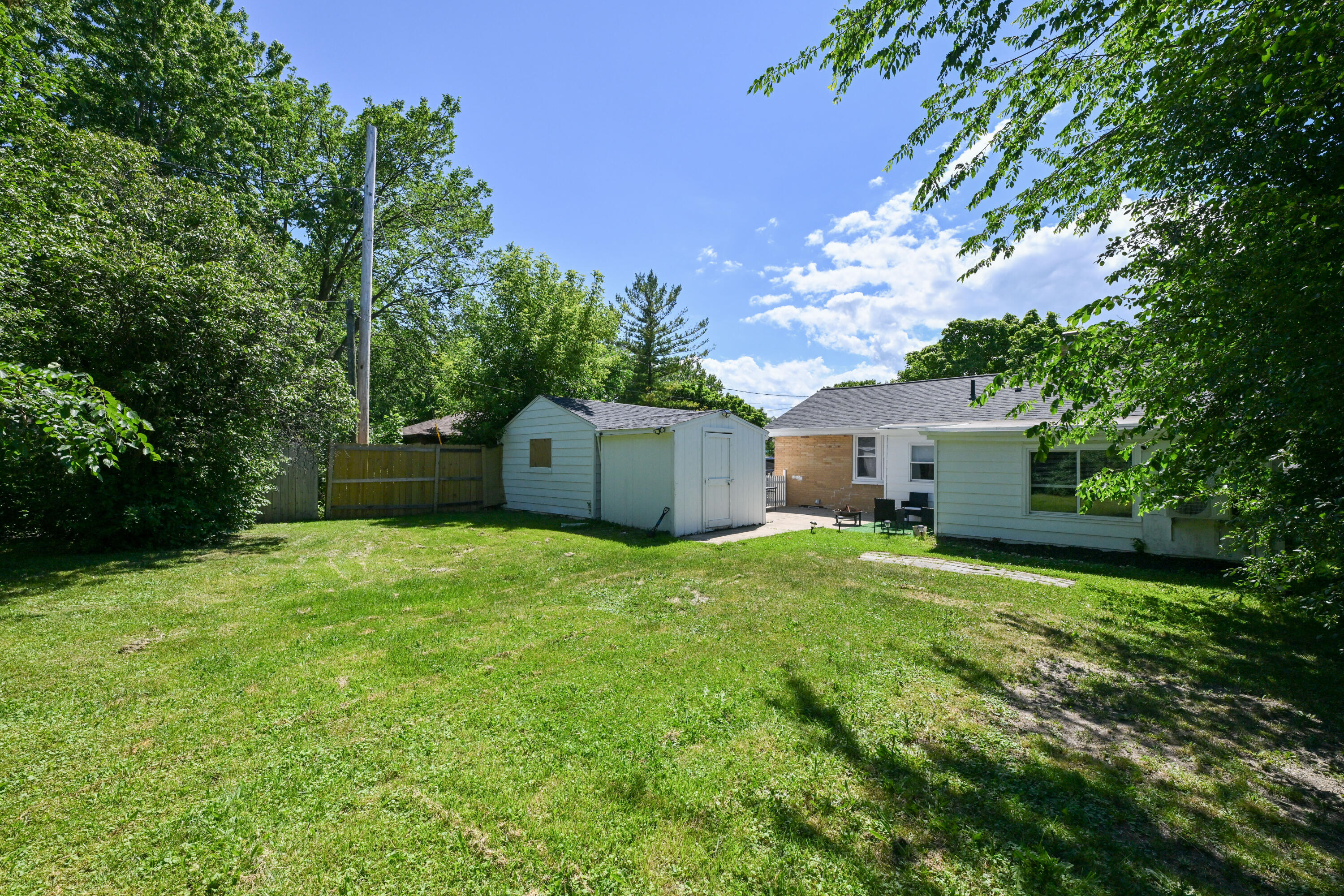 6476 North 84th Street Milwaukee, WI 53224 - Photo 27 of 31 Photo (29)