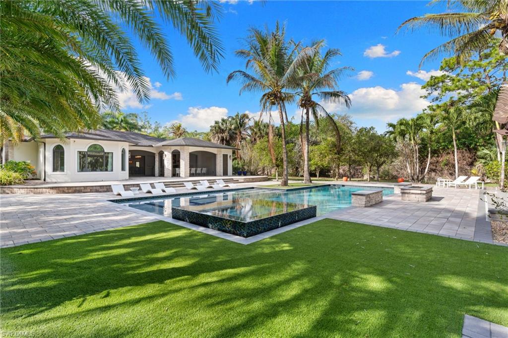 4501 3rd Avenue Southwest Naples, FL 34119 - Photo 4 of 50