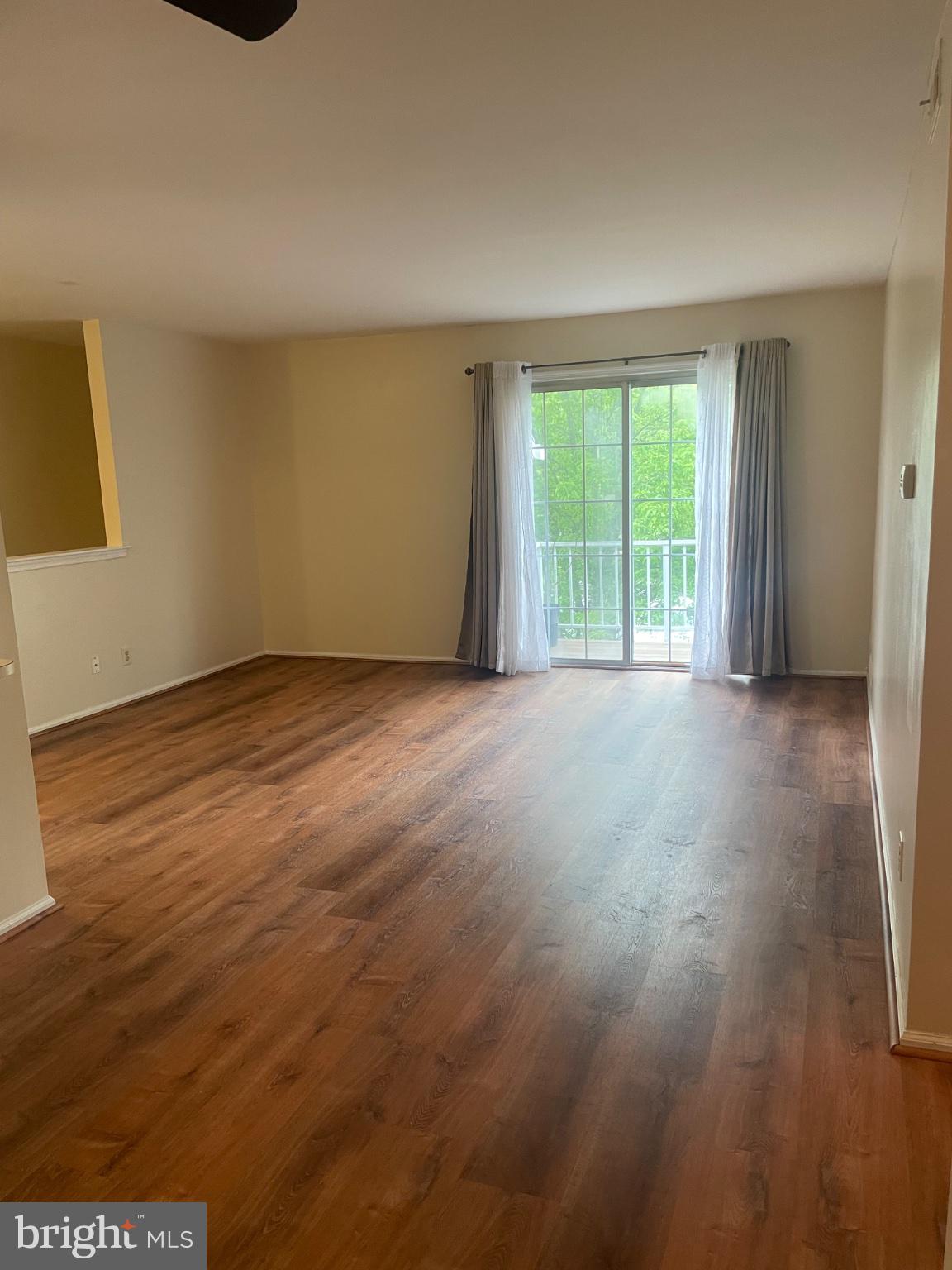 1908 B Ralston Drive Mount Laurel, NJ 08054 - Photo 5 of 21 Spacious room with natural light.