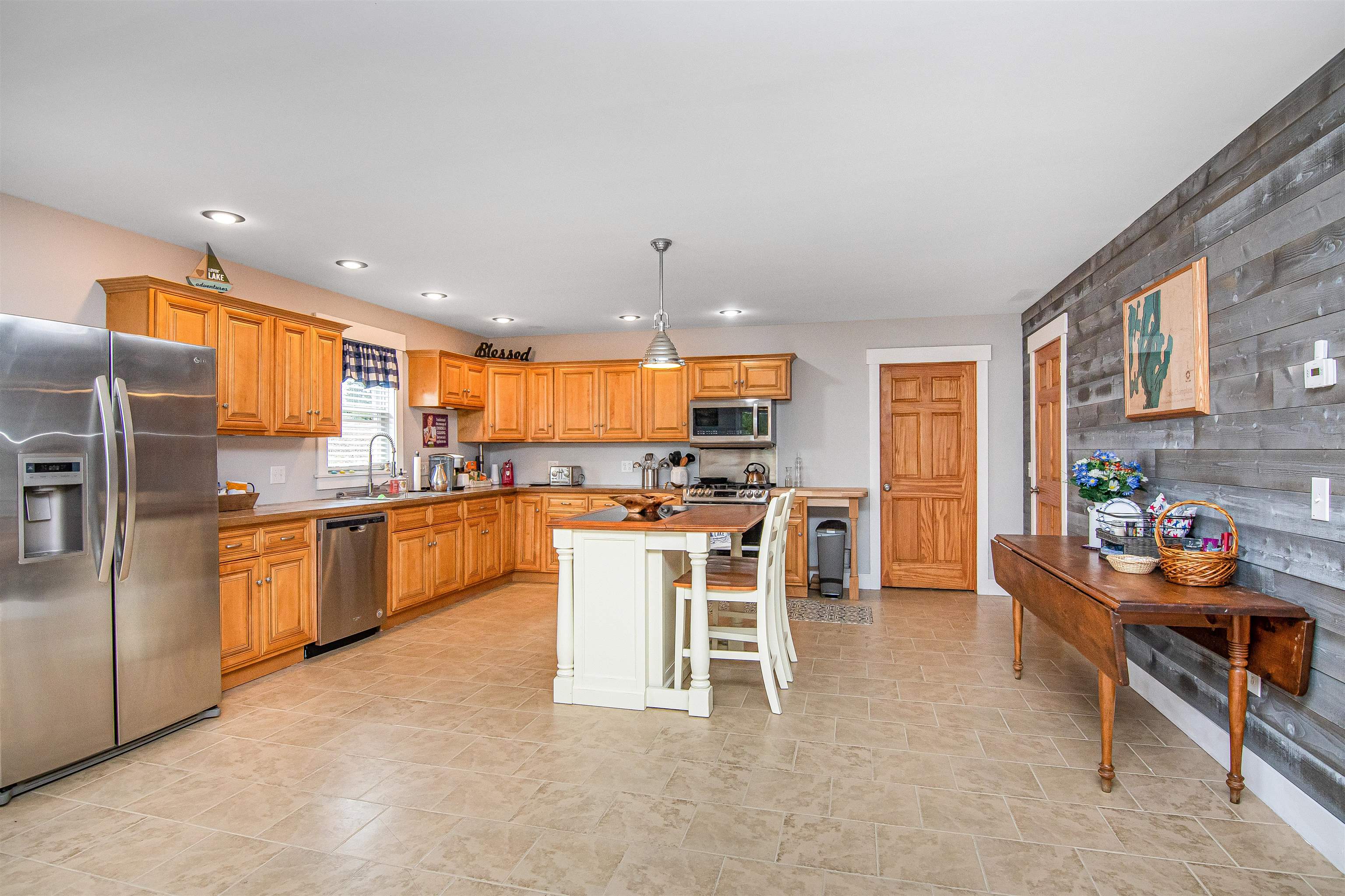 228 Hathaway Point Road St. Albans Town, VT 05488 - Photo 12 of 39