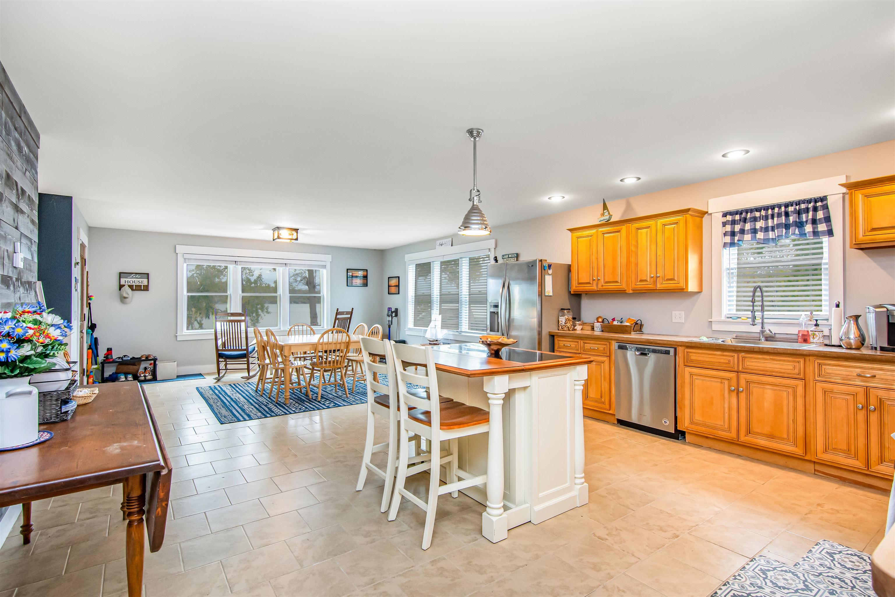 228 Hathaway Point Road St. Albans Town, VT 05488 - Photo 10 of 39
