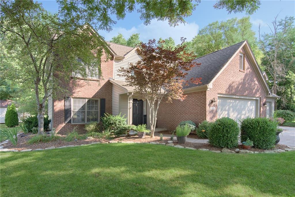 10856 Thistle Ridge Fishers, IN 46038 - Photo 3 of 31 Gallery Image 3