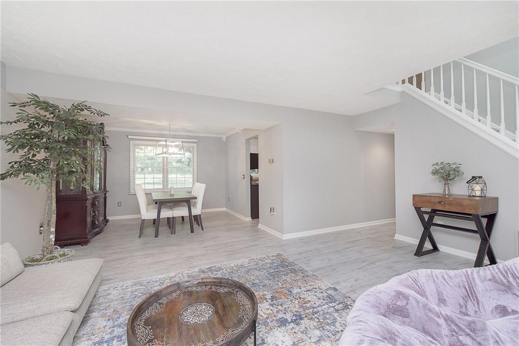 10856 Thistle Ridge Fishers, IN 46038 - Photo 8 of 31 Gallery Image 8