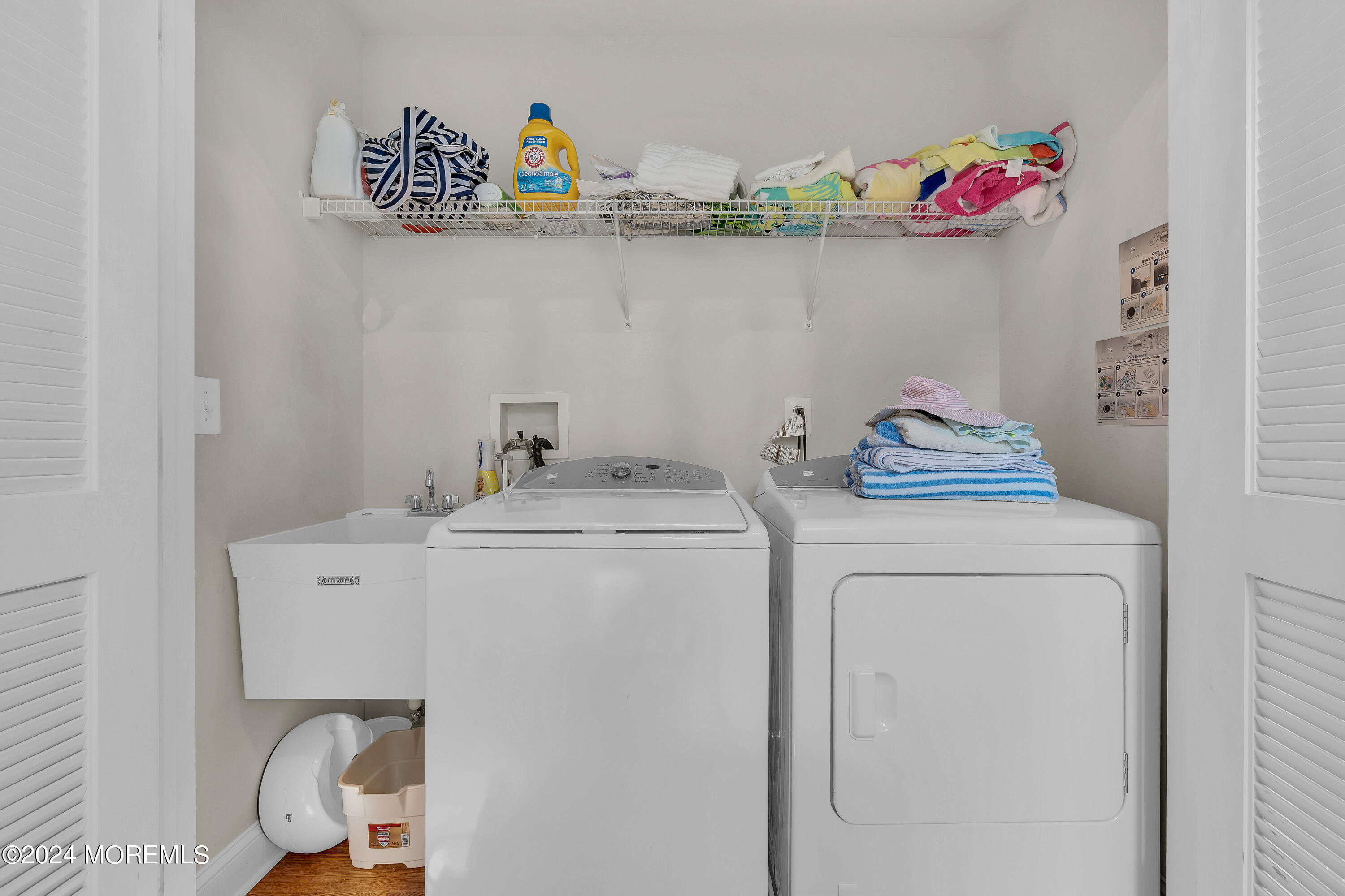 314 Jersey Avenue Spring Lake, NJ 07762 - Photo 20 of 33 a utility room with dryer and washer