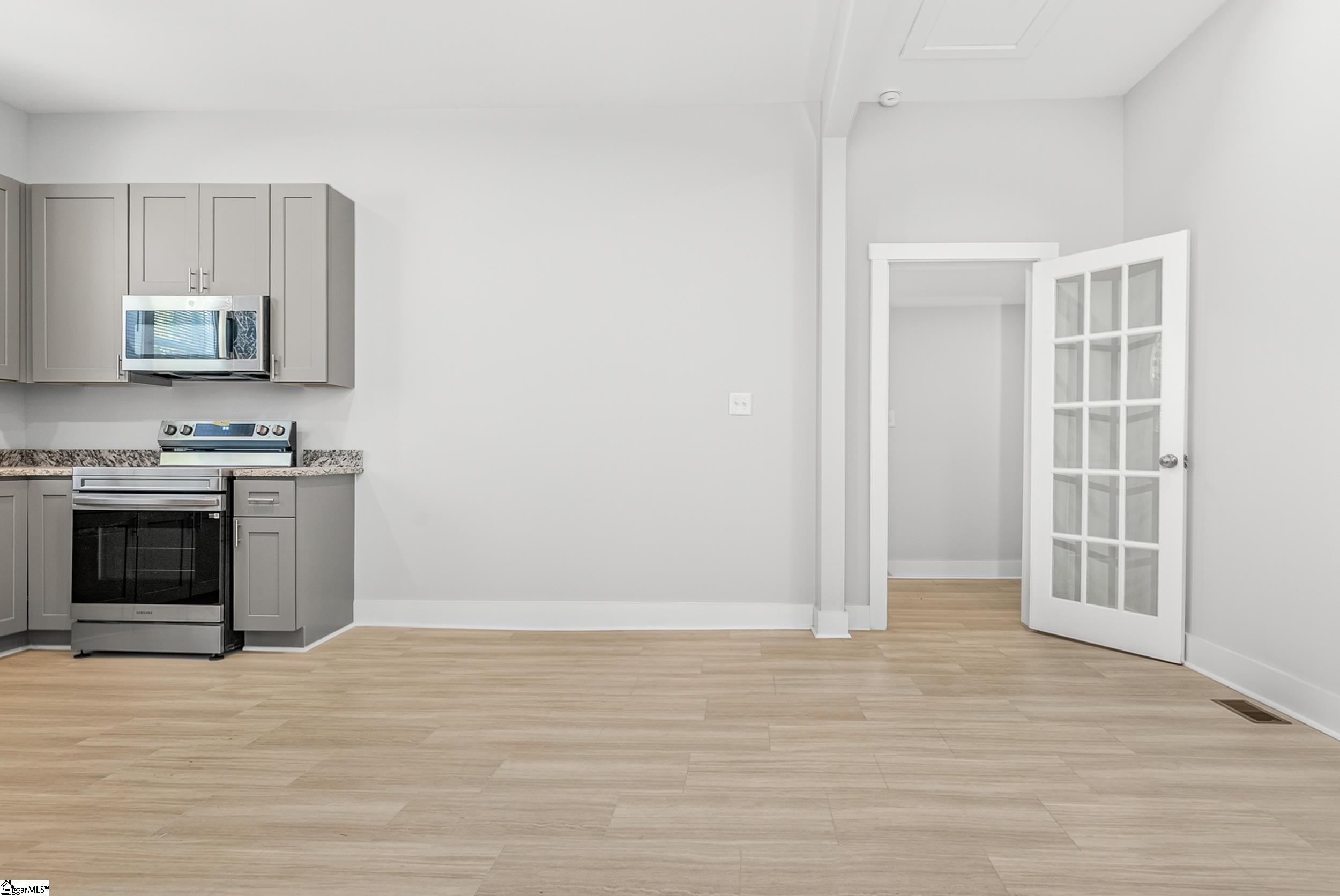 25 South Riegel Avenue Ware Shoals, SC 29692 - Photo 14 of 31