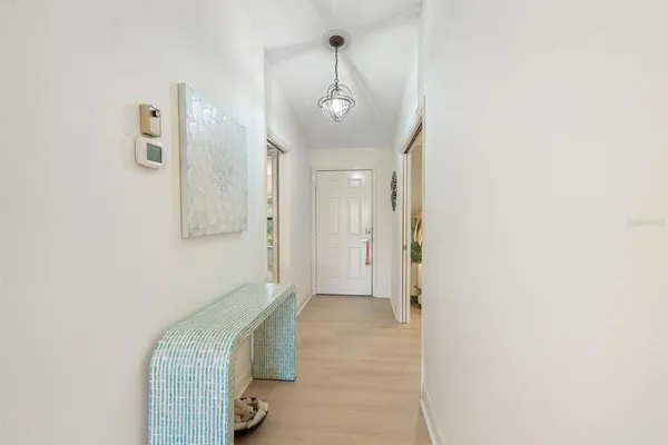 $419,500 | 4033 Wilshire Circle East, Unit 139, Sarasota, FL 34233