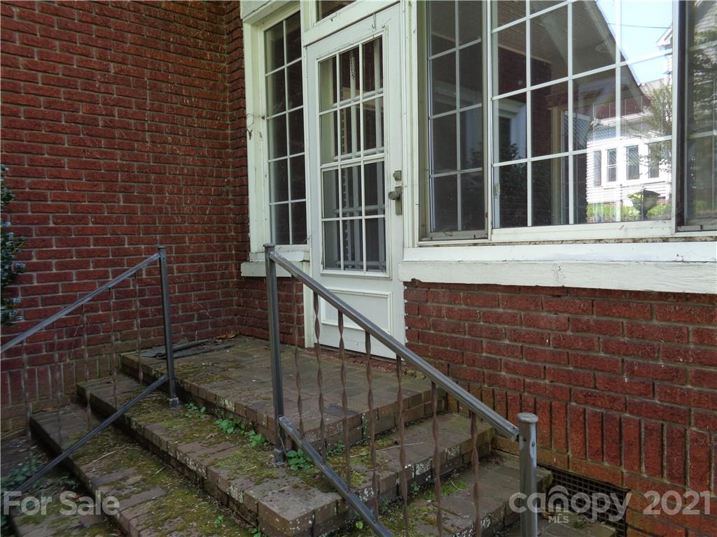 493 Rutherford Road Marion, NC 28752 - Photo 42 of 44 Gallery Image 42