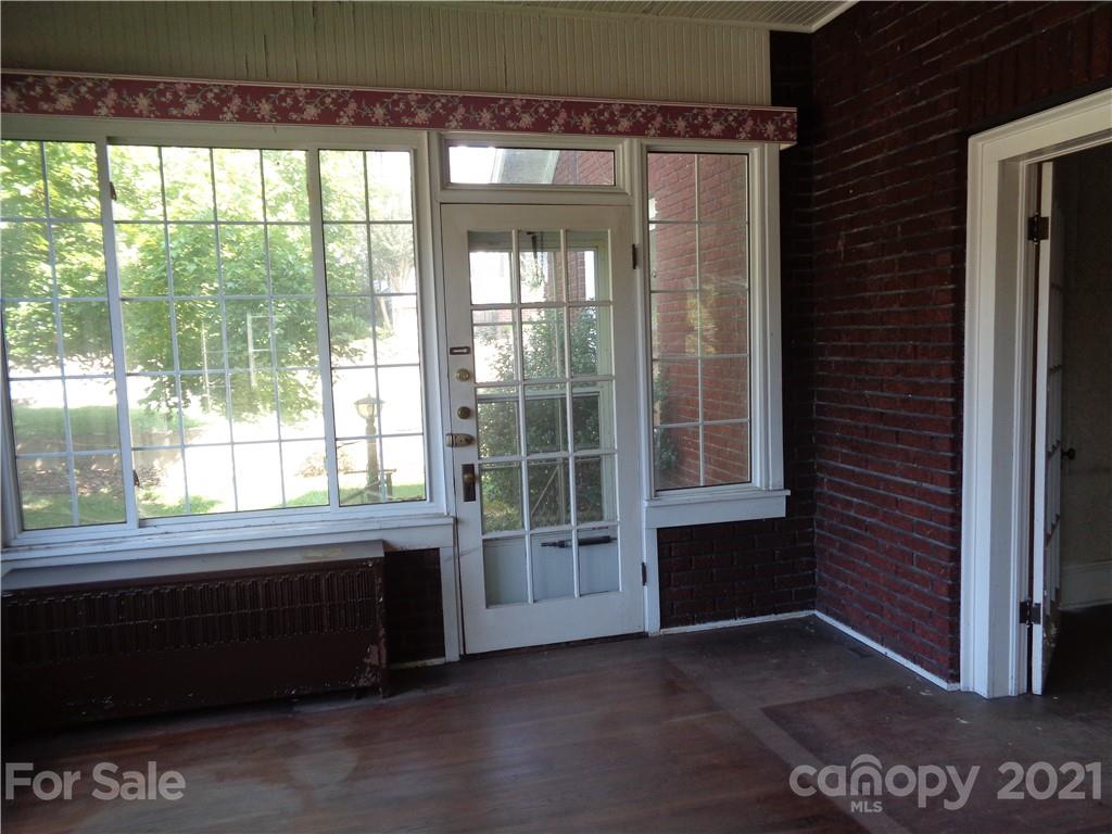 493 Rutherford Road Marion, NC 28752 - Photo 9 of 44 Gallery Image 9